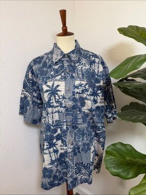Men’s Hibiscus Aloha Button Shirt